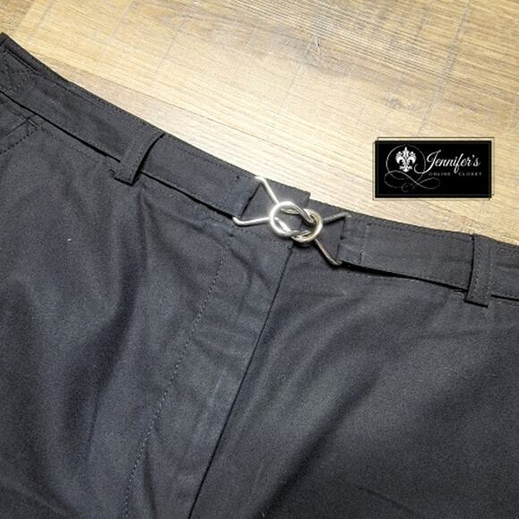 Liz Claiborne Liz Sport Women's Black Shorts with Silver Buckle Size 10 - Picture 2 of 9